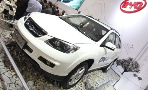 BYD S6DM hybrid SUV