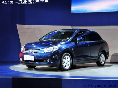 Nissan venucia star