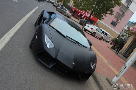 matte black Lamborghini Aventador