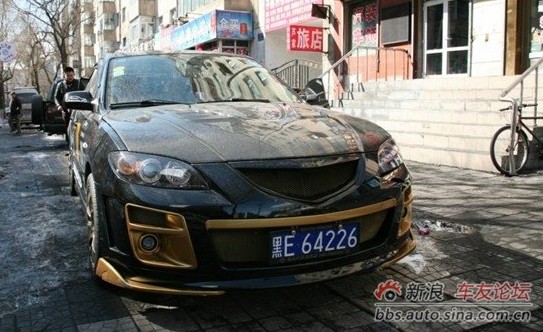  Extreme Tuning de China: sedán Mazda 3