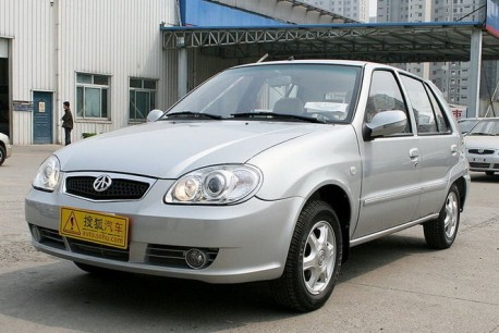 Tianjin Xiali N3 hatchback