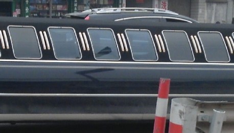 A very Stretched Lincoln in China's hinterland