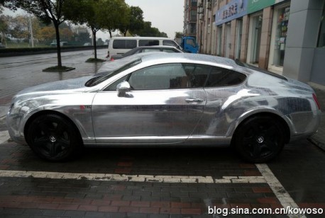 Chrome-wrapped Bentley Continental in China