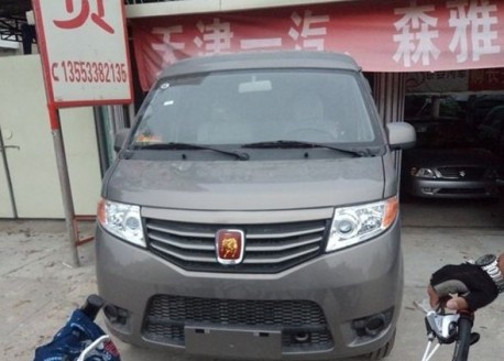 Chang'an JinniuXing minivan