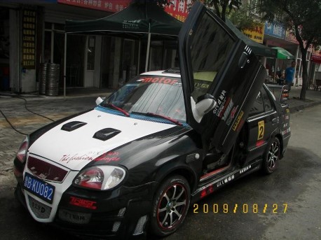 Extreme Tuning from China: Xiali TJ700