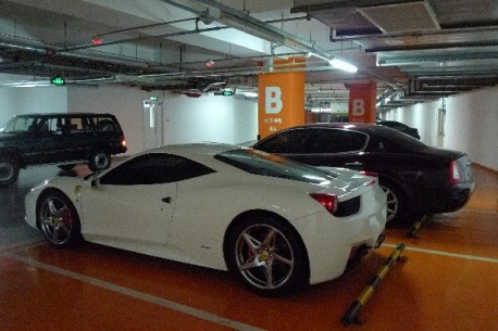 Ferrari 458 Italia & Maserati Quatroporte