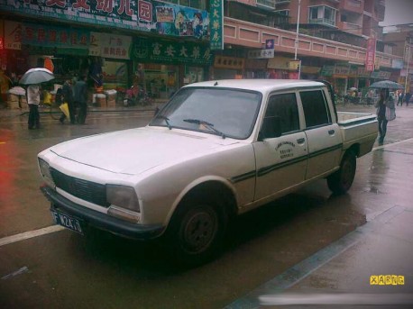 Peugeot 504 pickup China