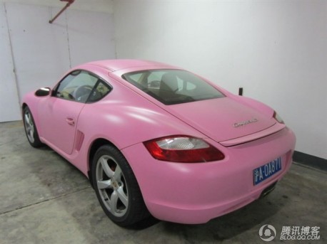 Pink Porsche Cayman