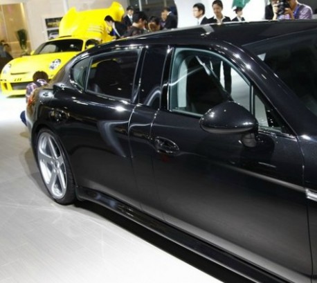 China-only RUF XL stretched Porsche Panamera