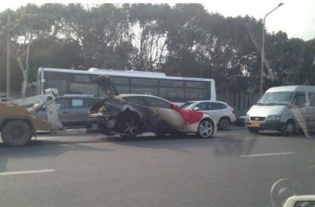 Ferrari FF on fire in China