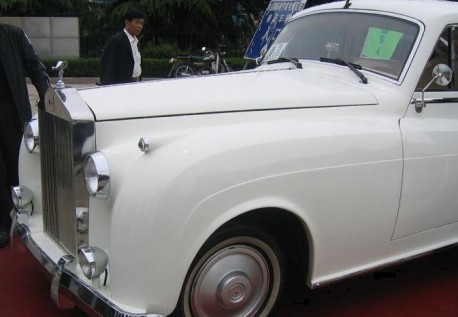 fake Rolls Royce from China