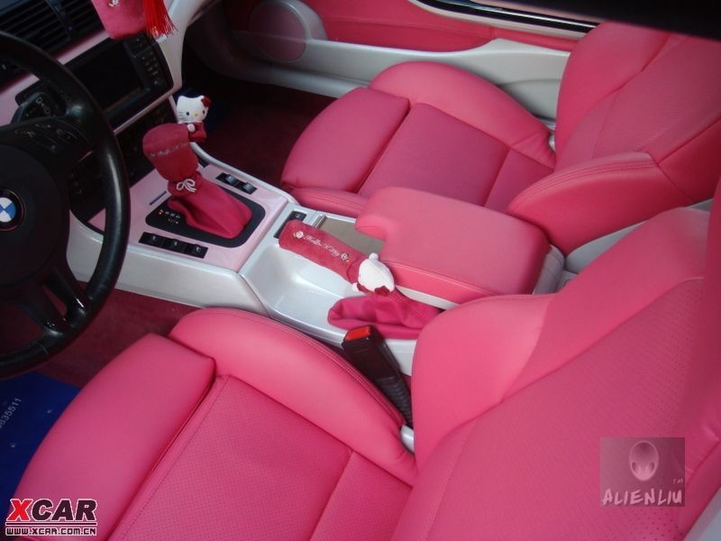 BMW 325 convertible with a pink Hello Kitty interior from China