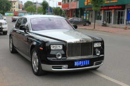 Rolls-Royce Phantom in dual-tone