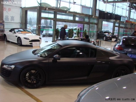 Matte-black Audi R8 V10 from China