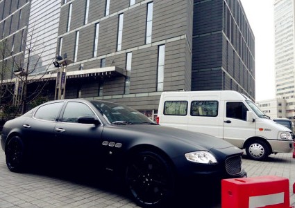 Matte-black Maserati Quattroporte