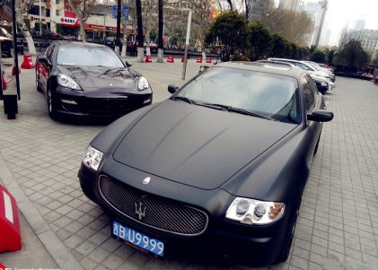 Matte-black Maserati Quattroporte