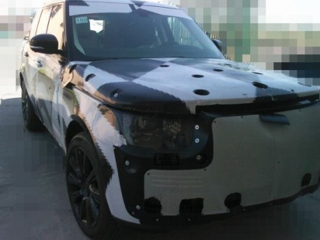 new Range Rover testing in China