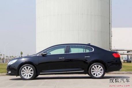 Roewe 950 listed & priced in China