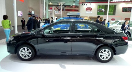 Zotye Z300