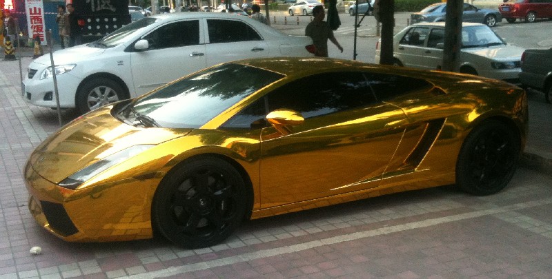 Bling! Lamborghini Gallardo in Gold from China