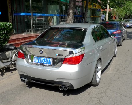 BMW 5-series in Bling