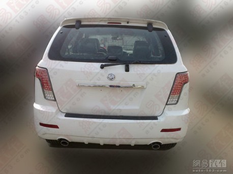 Dongfeng copies the Cadillac SRX