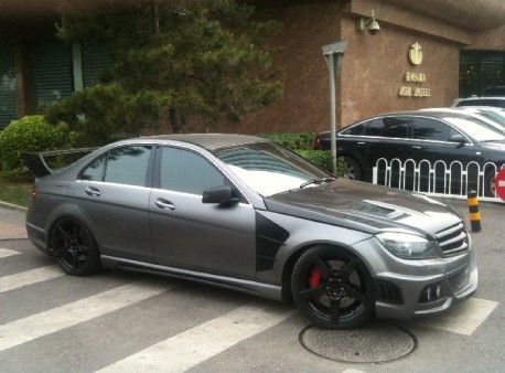 Wald Mercedes-Benz C-class Black Bison Edition