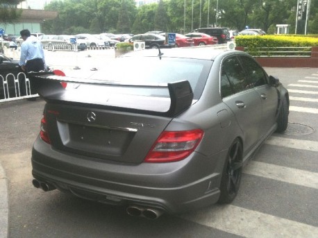 Wald Mercedes-Benz C-class Black Bison Edition