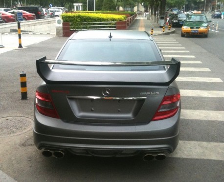 Wald Mercedes-Benz C-class Black Bison Edition