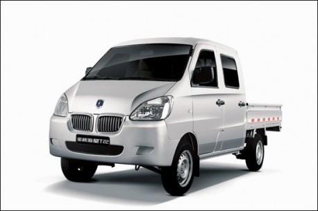 Jinbei Haixing minivan