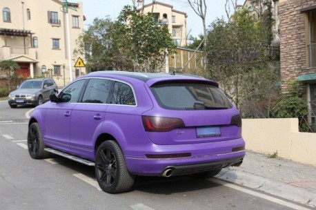 Audi Q7 is very Purple in China