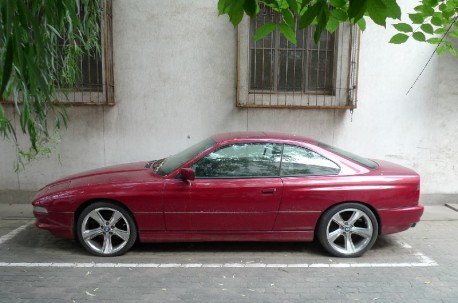 Spotted in China: BMW 850i