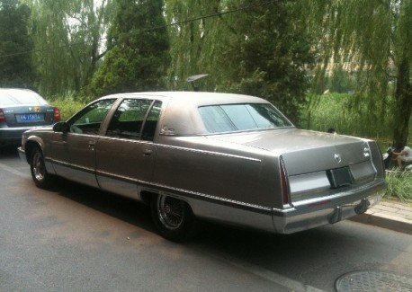 Cadillac Fleetwood Brougham China