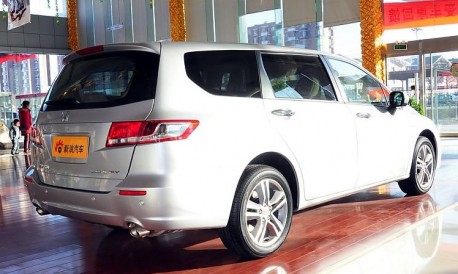 Facelifted Honda Odyssey debuts in China