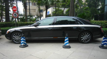 Spotted in China: Maybach 62 Zeppelin