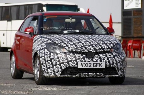 Spy Shots: MG GT is Naked in England - CarNewsChina.com