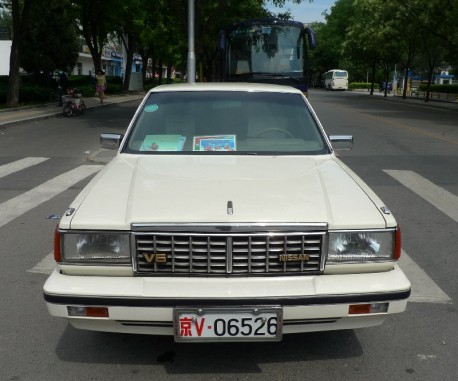 Spotted in China: Nissan Cedric V-30 SGL