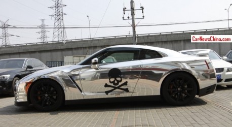 Nissan GT-R is a silver Pirate in China