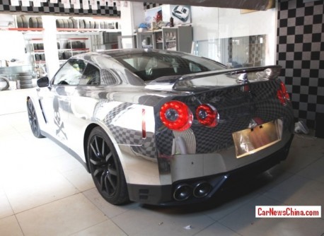 Nissan GT-R is a silver Pirate in China