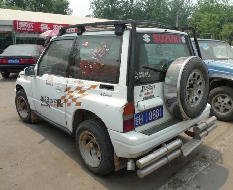 Spotted in China: a very pimped Suzuki Vitara JX