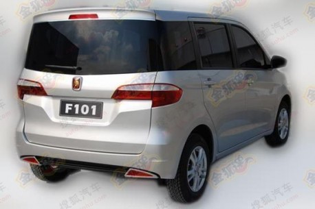 Chang'an F101 MPV