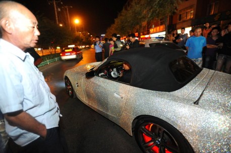 Police in China impounds a too shiny BMW Z4