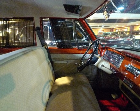 Sanhe Classic Car Museum: Hongqi CA773