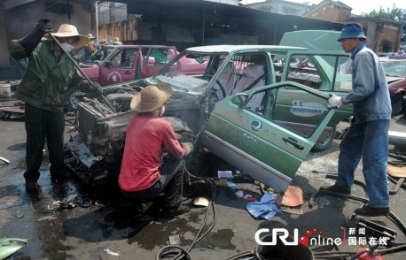 156 illegal taxi's Destroyed in China