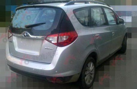 facelift for the JAC Heyue RS in China