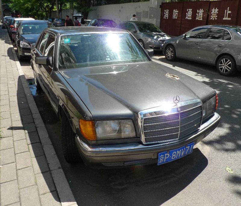 Spotted in China MercedesBenz W126 500 SEL