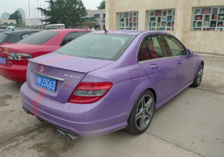 Mercedes-Benz C63 AMG in matte-purple in China