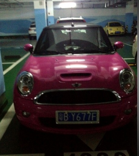 Mini Cabrio is very Pink in China