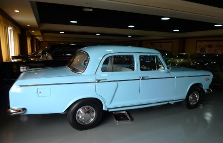 Sanhe Classic Car Museum: Shanghai SH760A