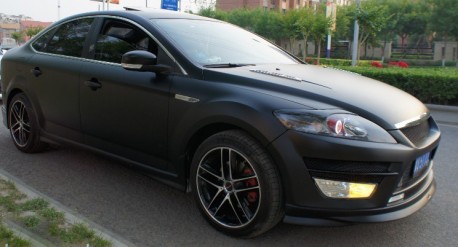 Ford Mondeo is Matte Black in China